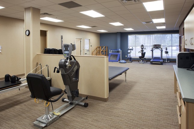 Fairview Lakes Orthopedic Specialty Center