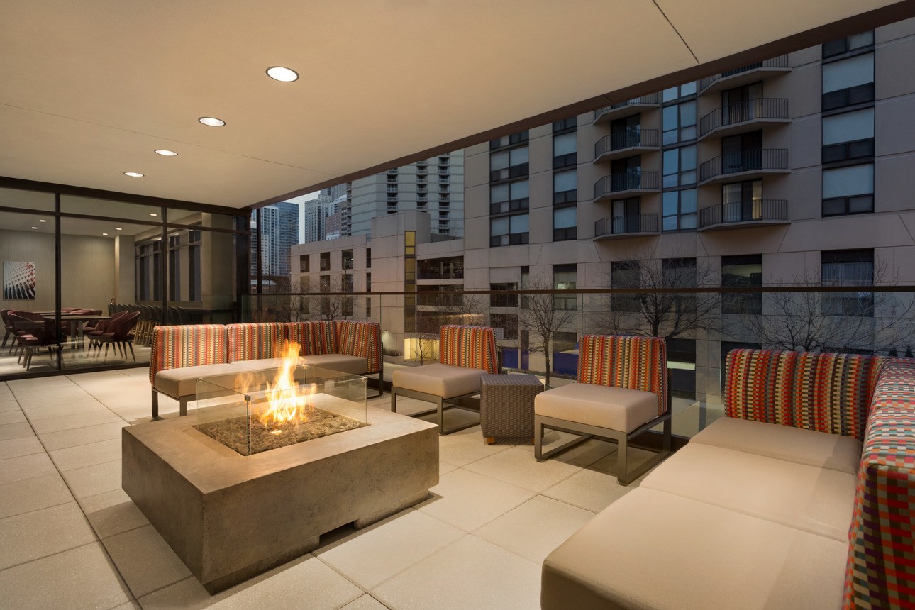 Home2 Suites by Hilton patio